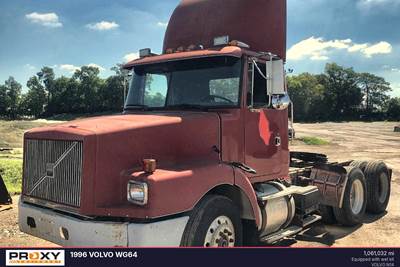 Volvo WG64 Day Cab Truck