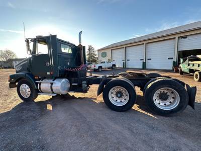 WhiteGMC WCA64T Day Cab Truck