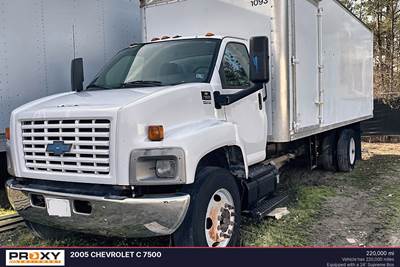 Chevrolet C7500 Box Truck