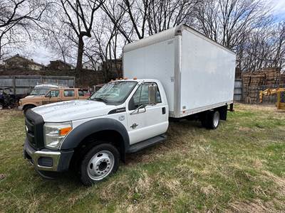 Ford F-450 Box Truck
