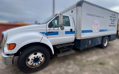 Ford F-650 Box Truck