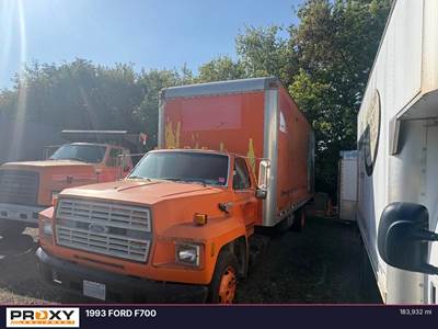 Ford F-700 Box Truck