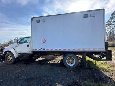 Ford Box Truck