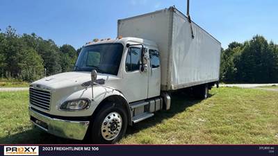 Freightliner M2 106 Box Truck