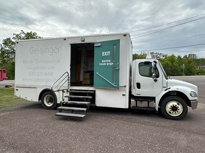 Freightliner M2 Box Truck