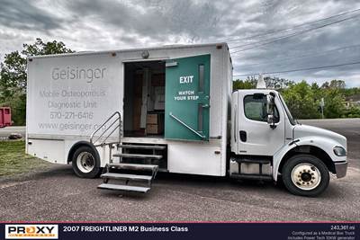 Freightliner M2 Box Truck