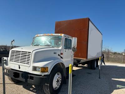 International 4700 Box Truck