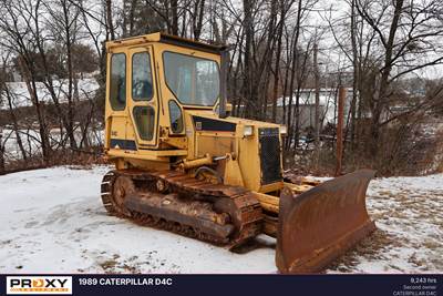 Caterpillar D4C Dozer