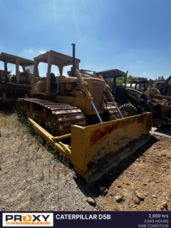 Caterpillar D5B Dozer
