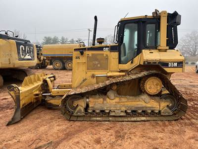 Caterpillar D5M LGP Dozer