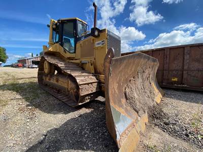 Caterpillar D6M Dozer