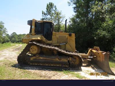 Caterpillar D6M LGP Dozer