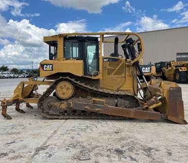 Caterpillar D6T XL Dozer