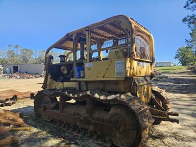 Caterpillar D8H Dozer