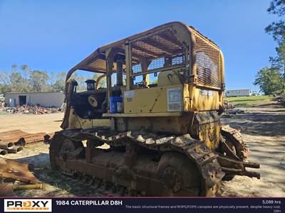 Caterpillar D8H Dozer