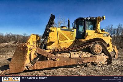 Caterpillar D8T Dozer
