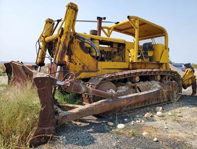 Caterpillar D9E Dozer