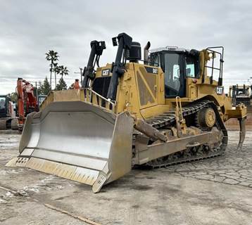 Caterpillar Dozer