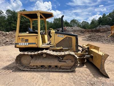 John Deere 450H Dozer