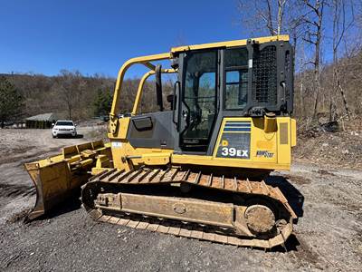 Komatsu D39EX-21 Dozer