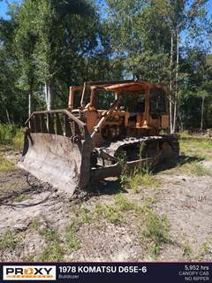 Komatsu D65E-6 Dozer