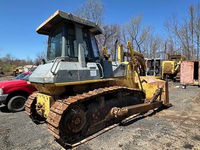 Komatsu D65EX-12 Dozer