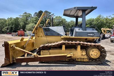 Komatsu D65EX-12 Dozer