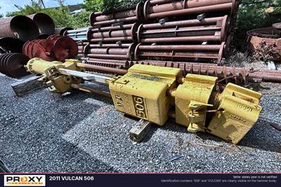 CUSTOM EQUIPMENT Drilling Rig
