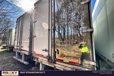 Stoughton Dry Van Trailer