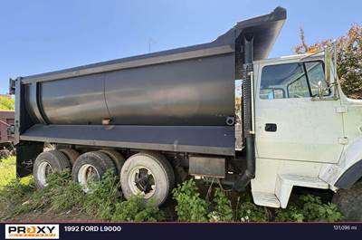 Ford L9000 Dump Truck