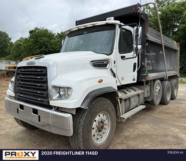 Freightliner 114SD Dump Truck