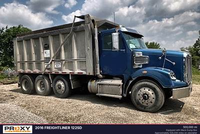 Freightliner Coronado 122 SD Dump Truck