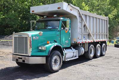Freightliner FLD112 Dump Truck