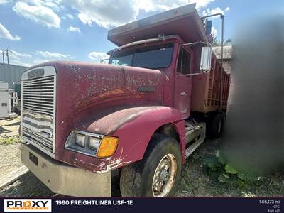 Freightliner USF-1E Dump Truck