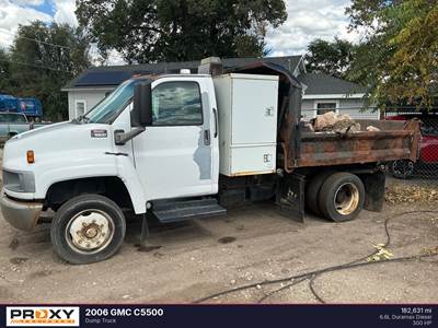 GMC C5500 Dump Truck