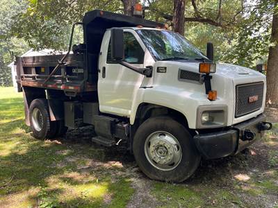 GMC C7500 Dump Truck