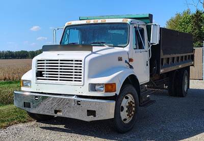 International 4700 Dump Truck