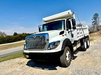 International 7600 Dump Truck