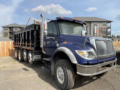 International 7600 Dump Truck