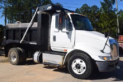 International TranStar 8600 Dump Truck