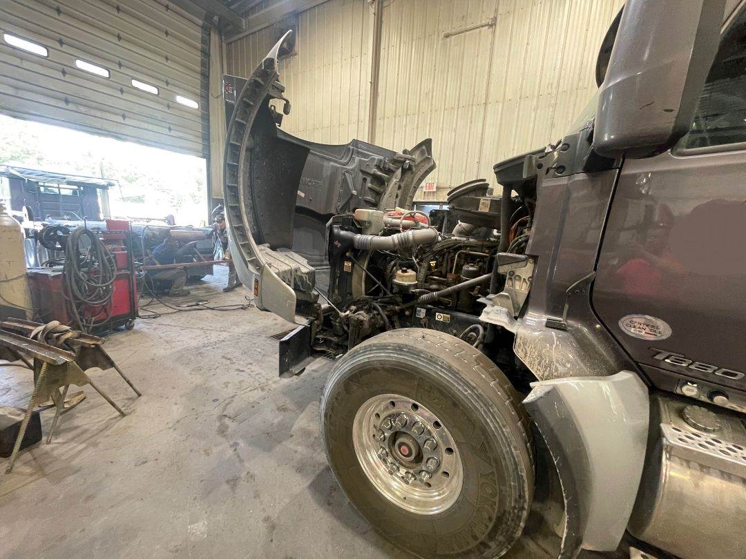 2015 Kenworth Dump Truck For Sale Pittston, PA RWV0L1W071445