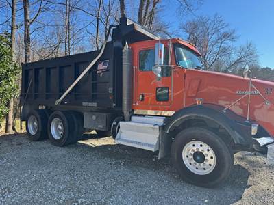 Kenworth T800 Dump Truck
