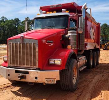 Kenworth T800 Dump Truck