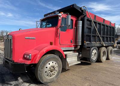 Kenworth T800 Dump Truck