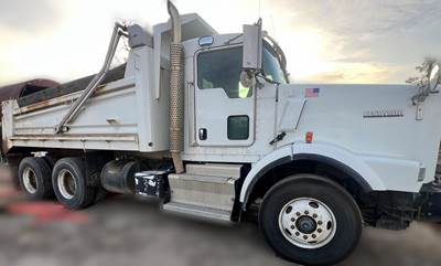 Kenworth T800 Dump Truck