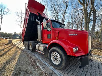 Kenworth T800 Dump Truck