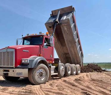 Kenworth T800 Dump Truck
