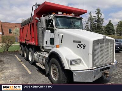 Kenworth T800 Dump Truck