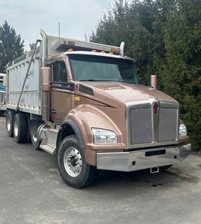 Kenworth T880 Dump Truck