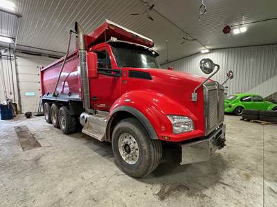 Kenworth T880 Dump Truck
